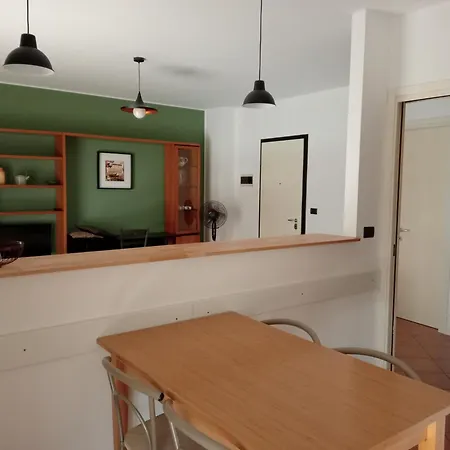 Casa Sud Vicino A Fiera, Policlinico E Centro